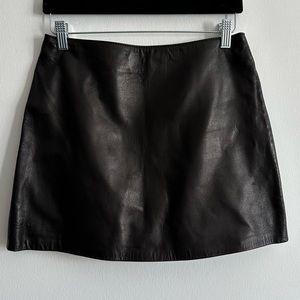 Club Monaco 💯 Leather Mini Skirt